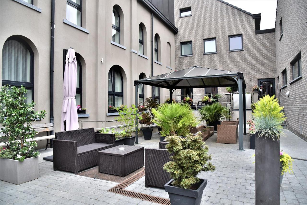 Hotel Saint Daniel Péruwelz エクステリア 写真