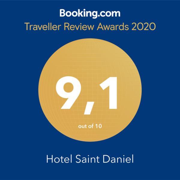 Hotel Saint Daniel Péruwelz エクステリア 写真